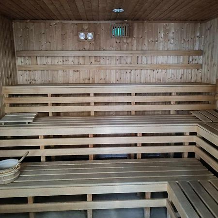 Oázis Wellness Apartman Hajdúszoboszló Esterno foto