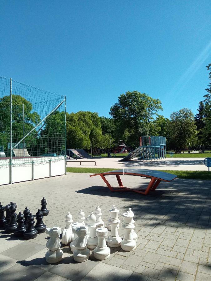 Oázis Wellness Apartman Hajdúszoboszló Esterno foto