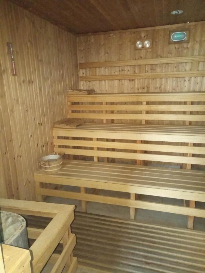 Oázis Wellness Apartman Hajdúszoboszló Esterno foto