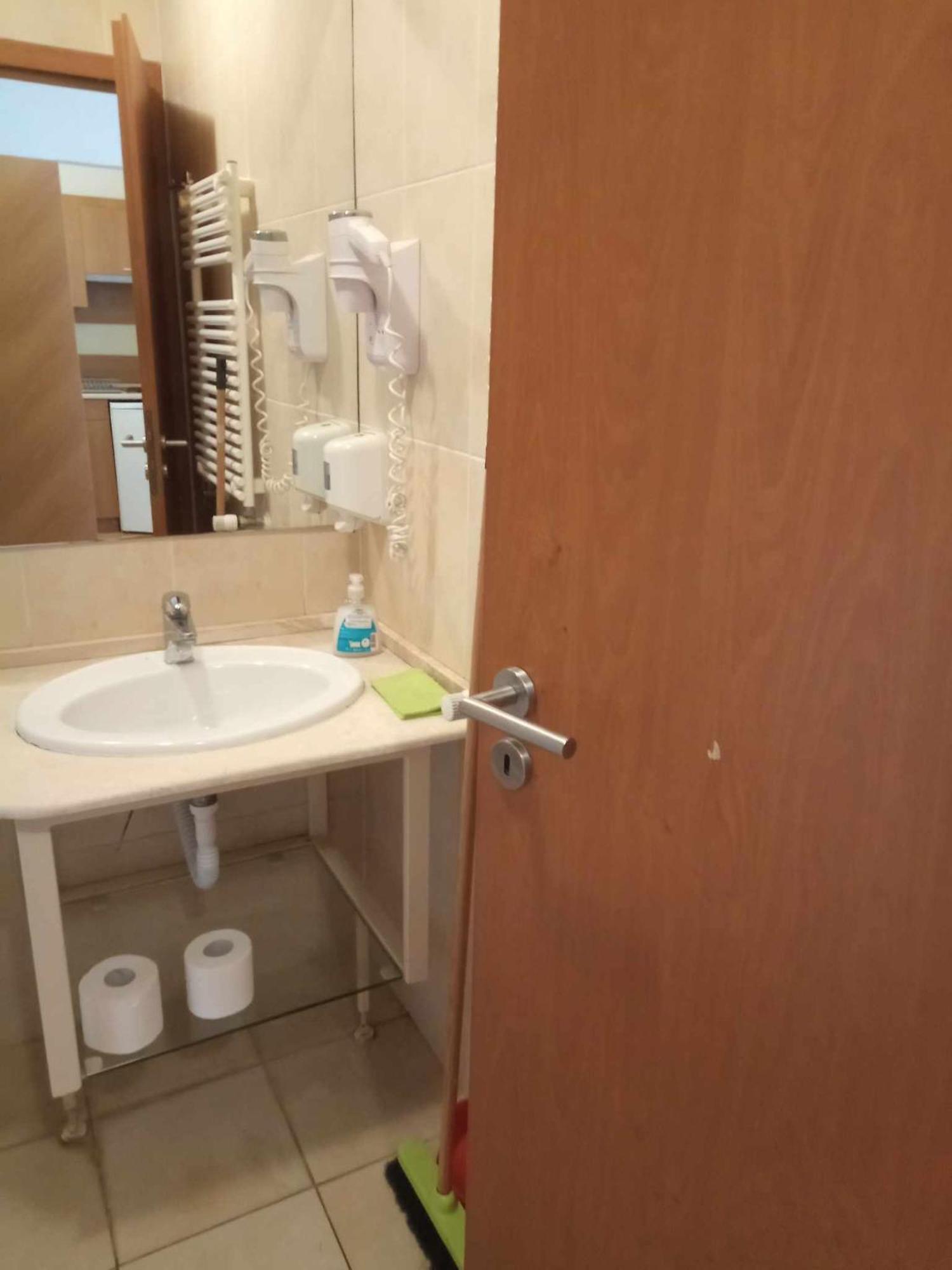 Oázis Wellness Apartman Hajdúszoboszló Esterno foto